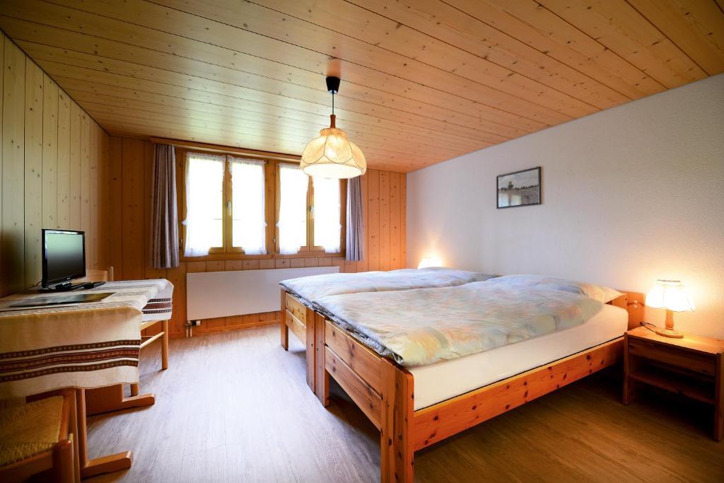 Landgasthof Taennler Innertkirchen Room photo